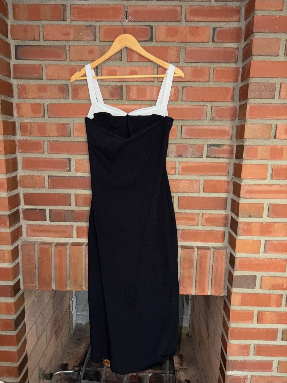 REFORMATION Nelle Black Knit Midi Dress Size Large - Picture 3 of 9